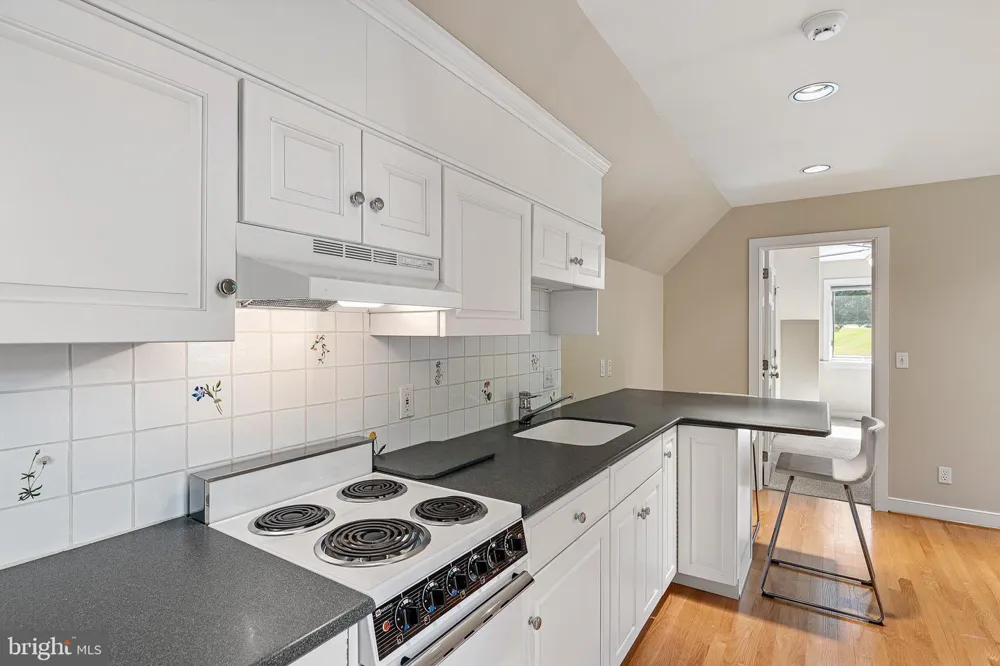 309 PENTLAND Wilmington, DE 19807