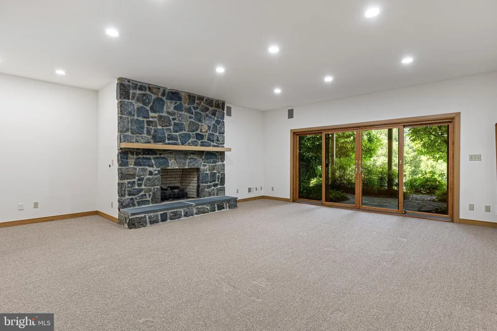 309 PENTLAND Wilmington, DE 19807