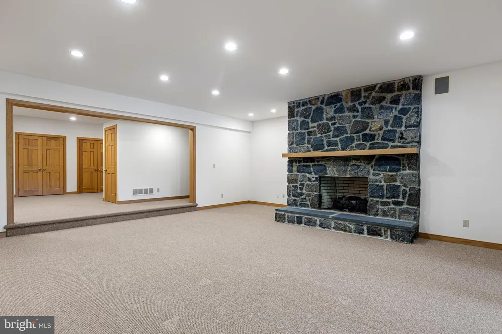 309 PENTLAND Wilmington, DE 19807