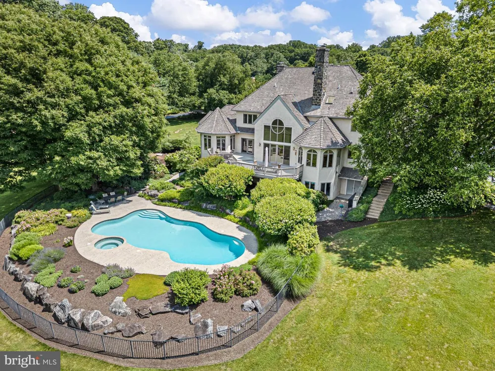309 PENTLAND Wilmington, DE 19807