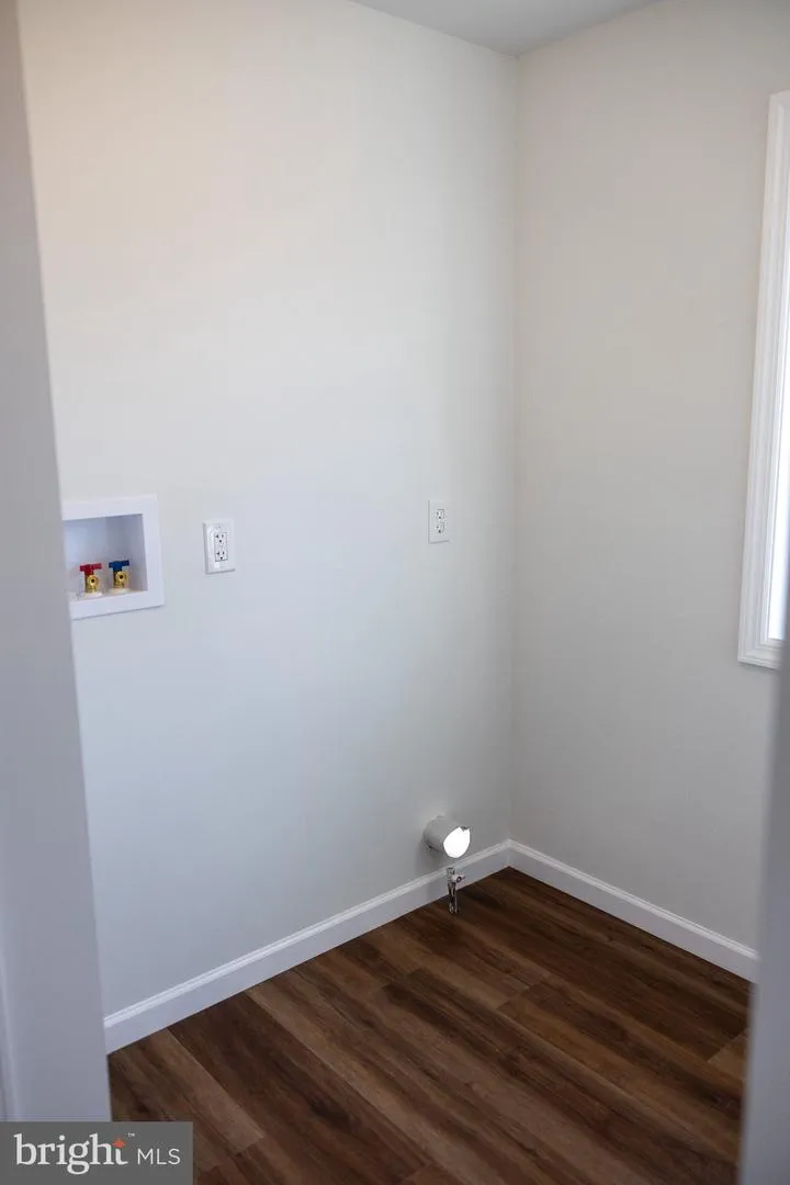 207 SUMNER STREET Buena, NJ 08326