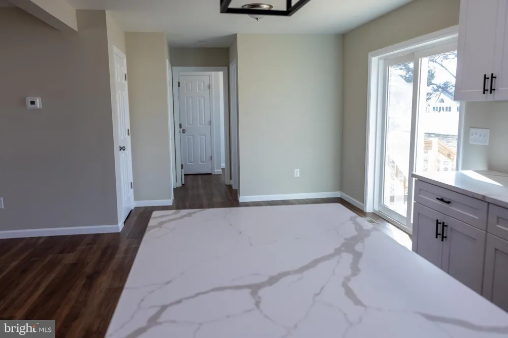 207 SUMNER STREET Buena, NJ 08326