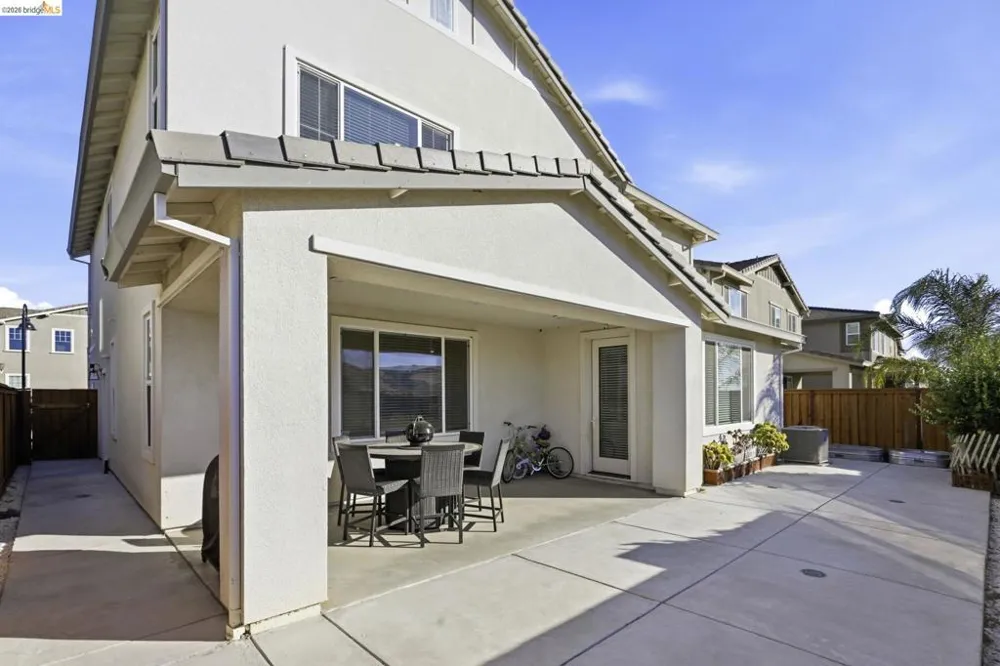 2521 Elan Pl Fairfield, CA 94533