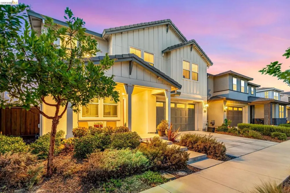 2521 Elan Pl Fairfield, CA 94533