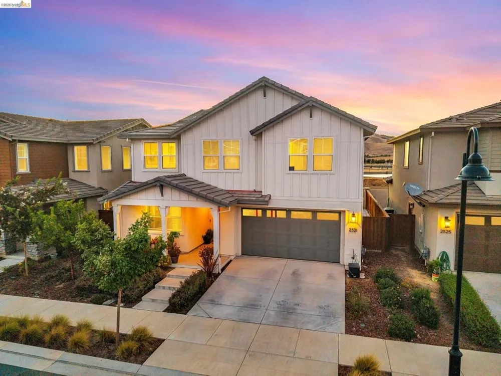 2521 Elan Pl Fairfield, CA 94533