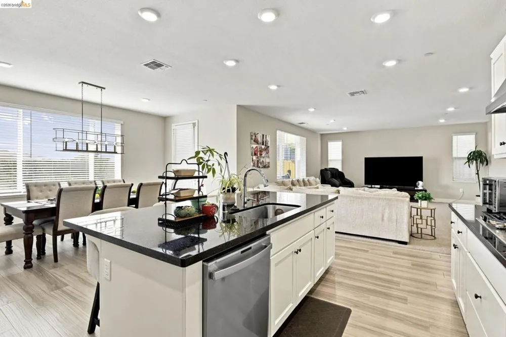 2521 Elan Pl Fairfield, CA 94533