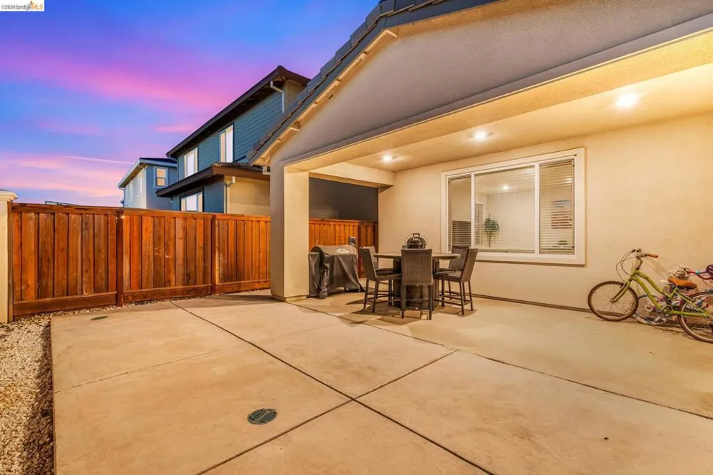 2521 Elan Pl Fairfield, CA 94533