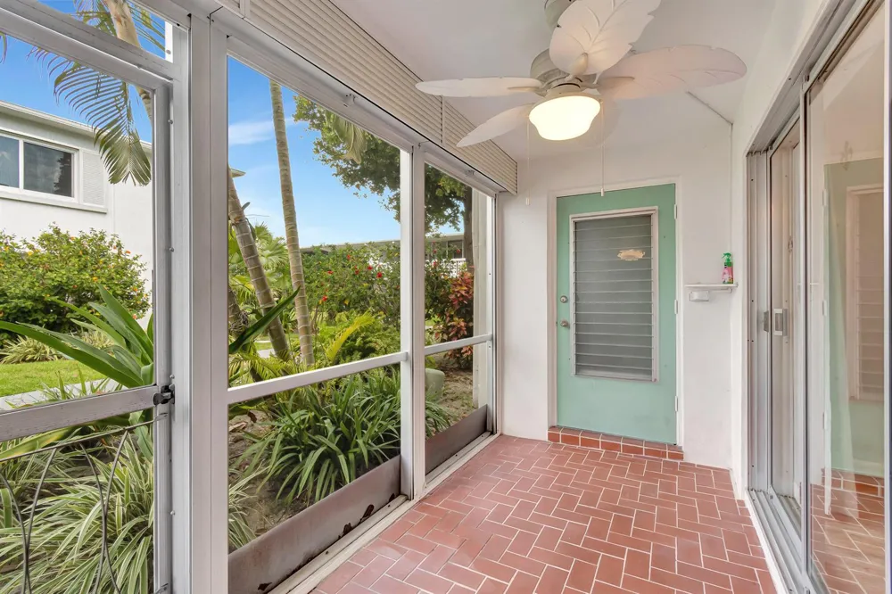 2161 NE 42nd Court Lighthouse Point, FL 33064