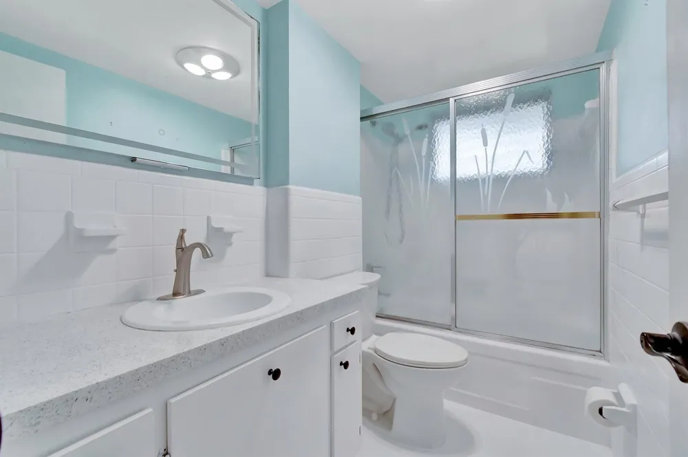 2161 NE 42nd Court Lighthouse Point, FL 33064