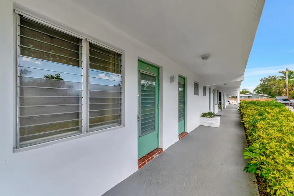 2161 NE 42nd Court Lighthouse Point, FL 33064