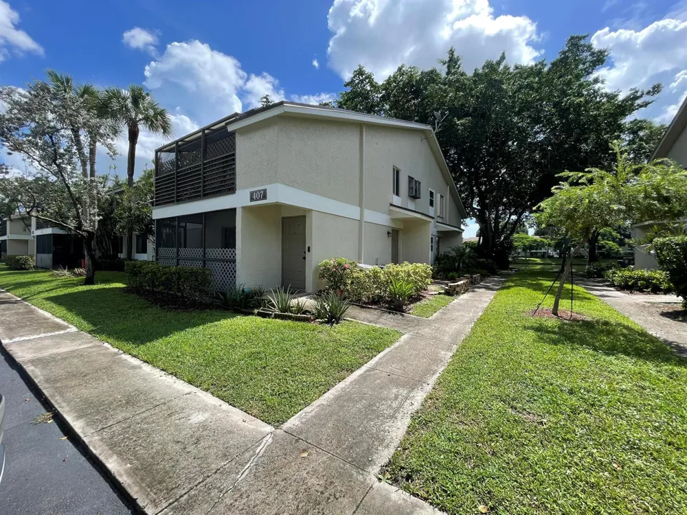 407 GARDENS DRIVE #102 Pompano Beach, FL 33069