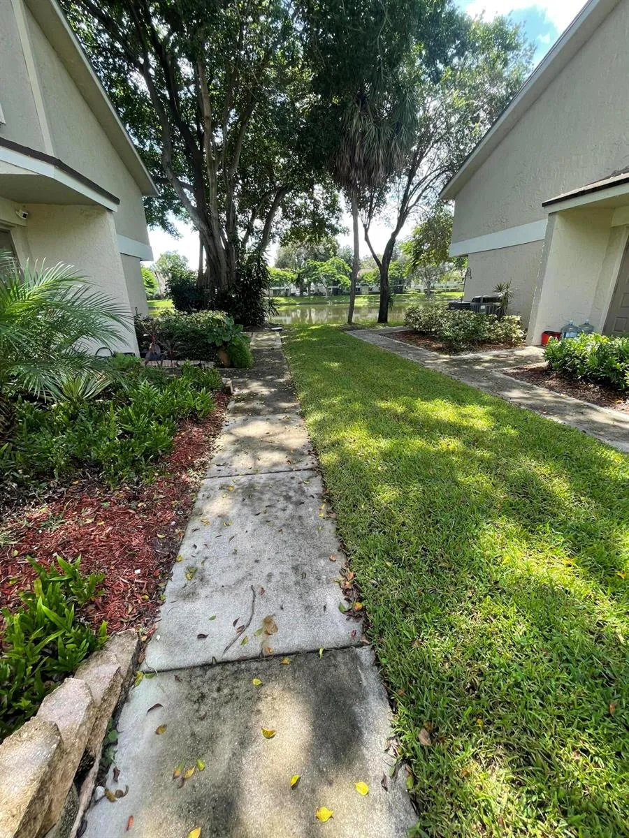 407 GARDENS DRIVE #102 Pompano Beach, FL 33069