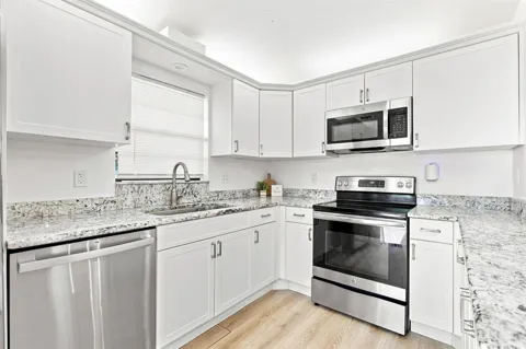 1302 NEBRASKA AVENUE #1C