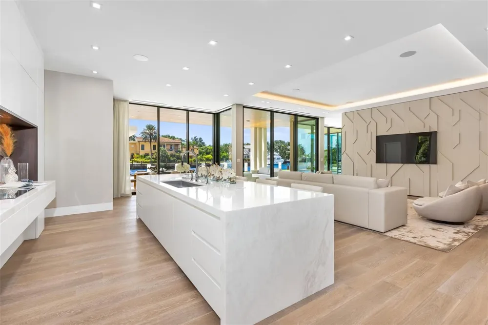 68 ISLA BAHIA DRIVE Fort Lauderdale, FL 33316