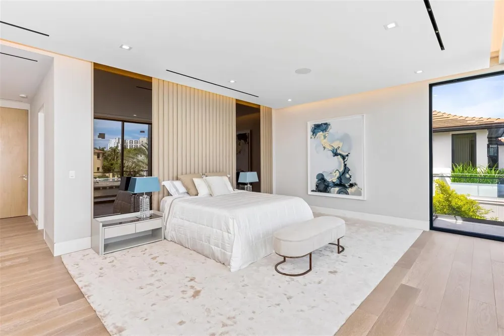 68 ISLA BAHIA DRIVE Fort Lauderdale, FL 33316