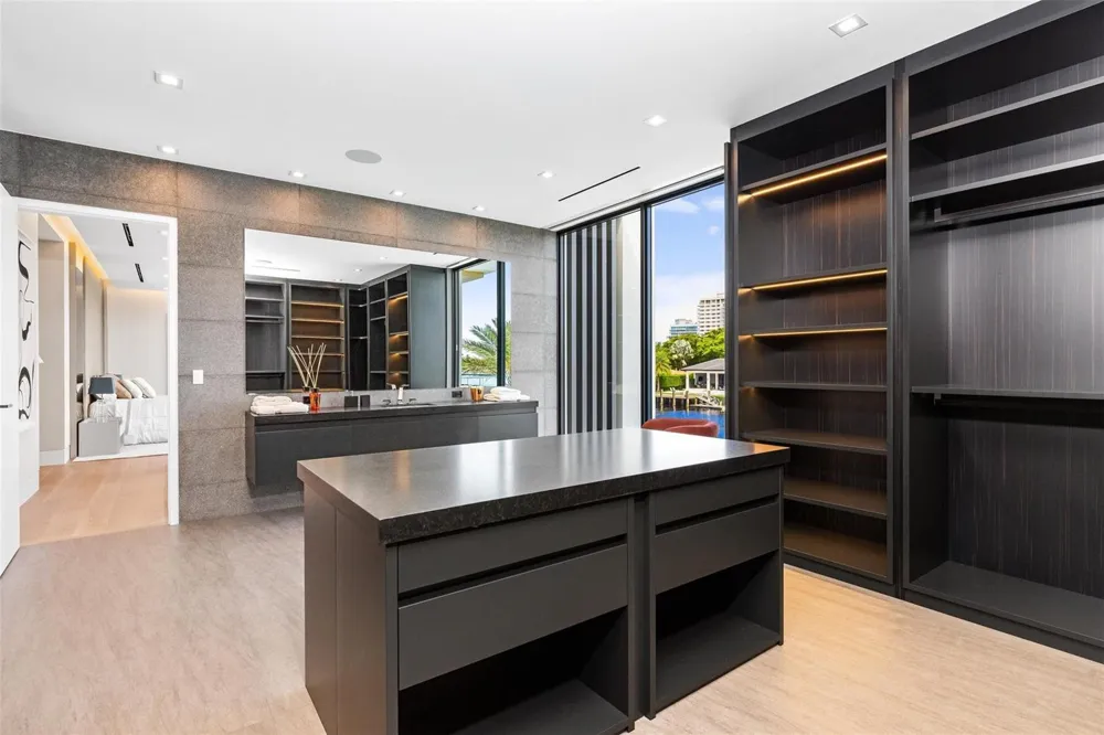 68 ISLA BAHIA DRIVE Fort Lauderdale, FL 33316