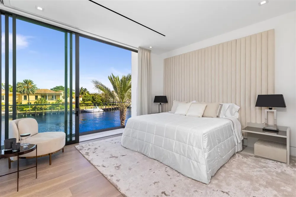 68 ISLA BAHIA DRIVE Fort Lauderdale, FL 33316