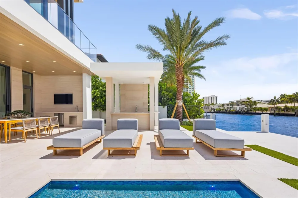 68 ISLA BAHIA DRIVE Fort Lauderdale, FL 33316