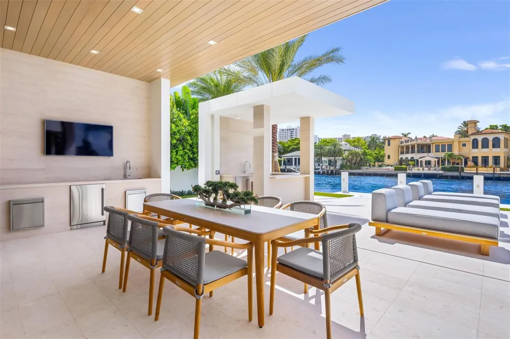 68 ISLA BAHIA DRIVE Fort Lauderdale, FL 33316