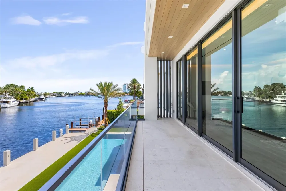 68 ISLA BAHIA DRIVE Fort Lauderdale, FL 33316