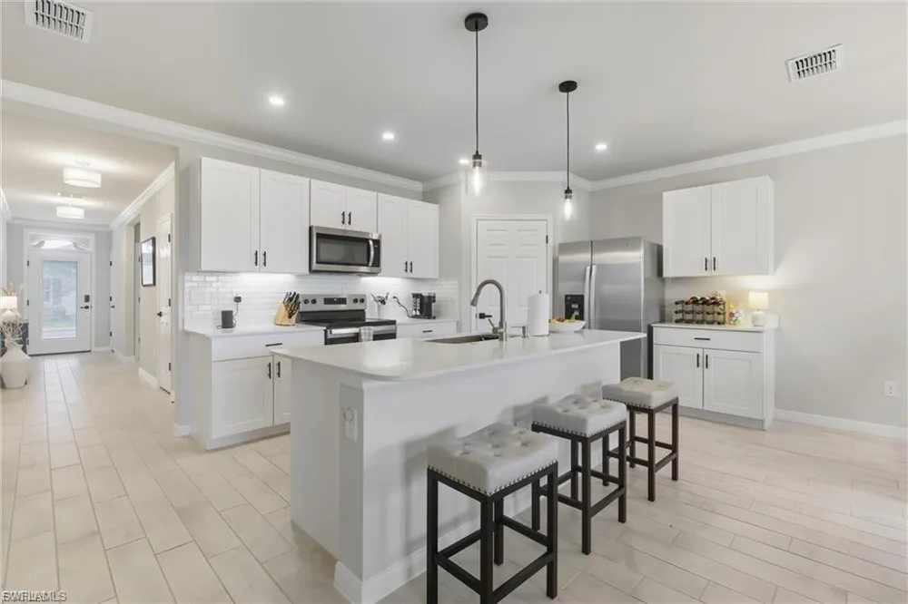 20276 Camino Torcido Loop North Fort Myers, FL 33917