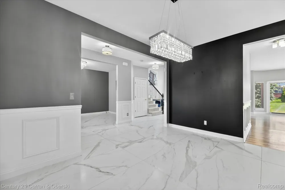 6827 Blackwell Shelby Charter Township, MI 48317