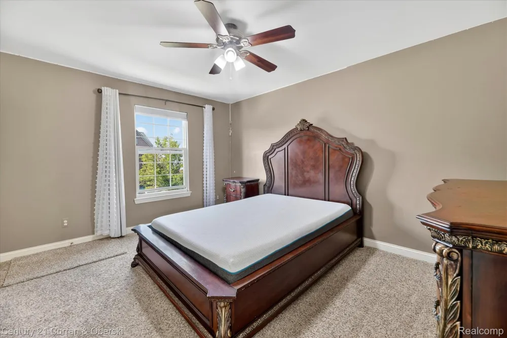 6827 Blackwell Shelby Charter Township, MI 48317