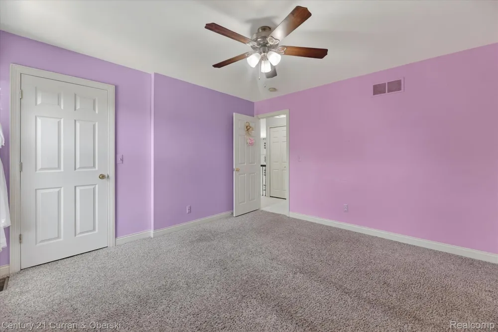 6827 Blackwell Shelby Charter Township, MI 48317