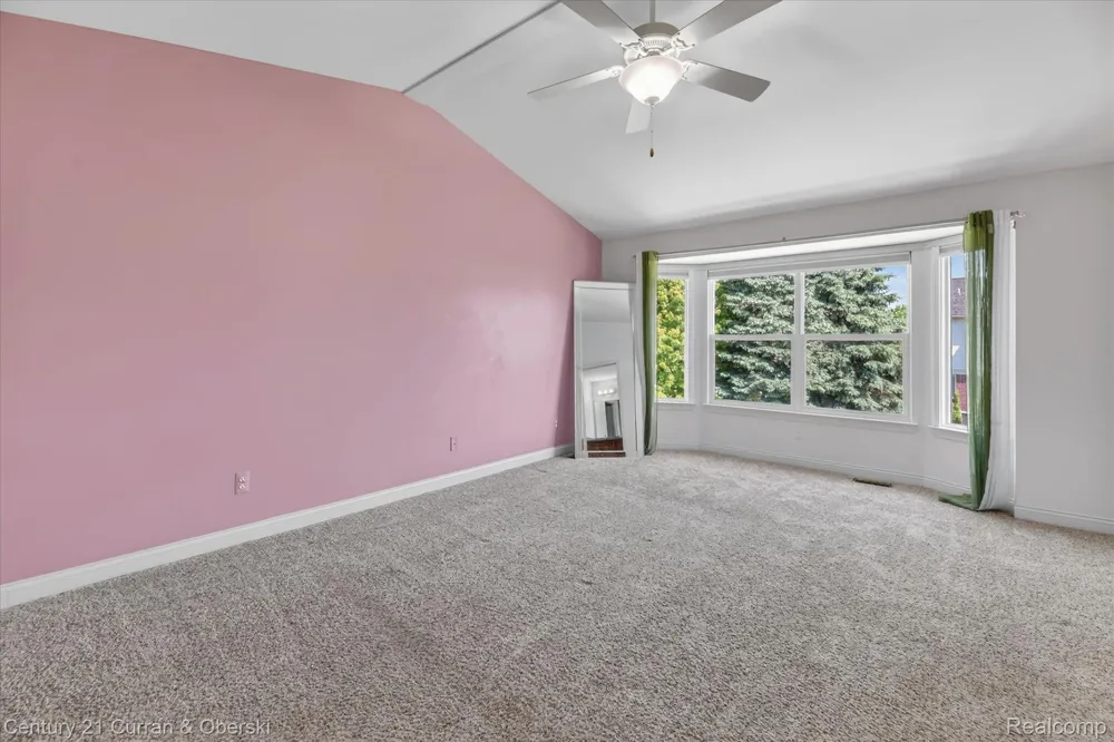 6827 Blackwell Shelby Charter Township, MI 48317