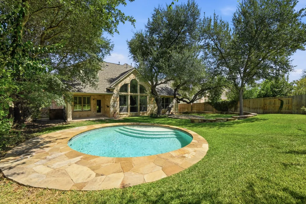 12621 Capella Trail Austin, TX 78732