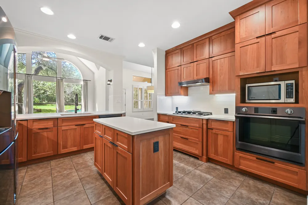 12621 Capella Trail Austin, TX 78732