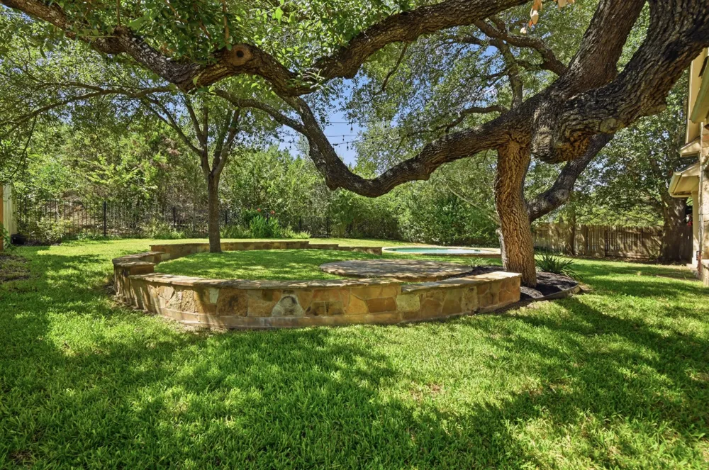 12621 Capella Trail Austin, TX 78732