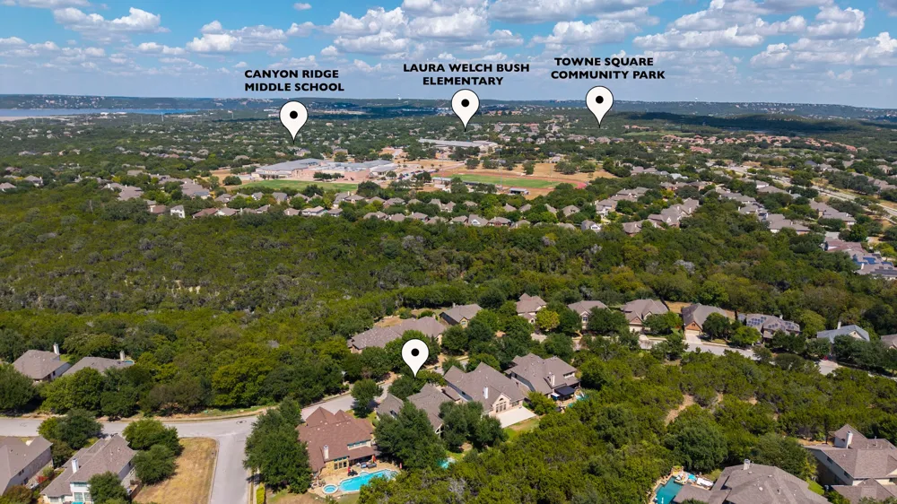 12621 Capella Trail Austin, TX 78732