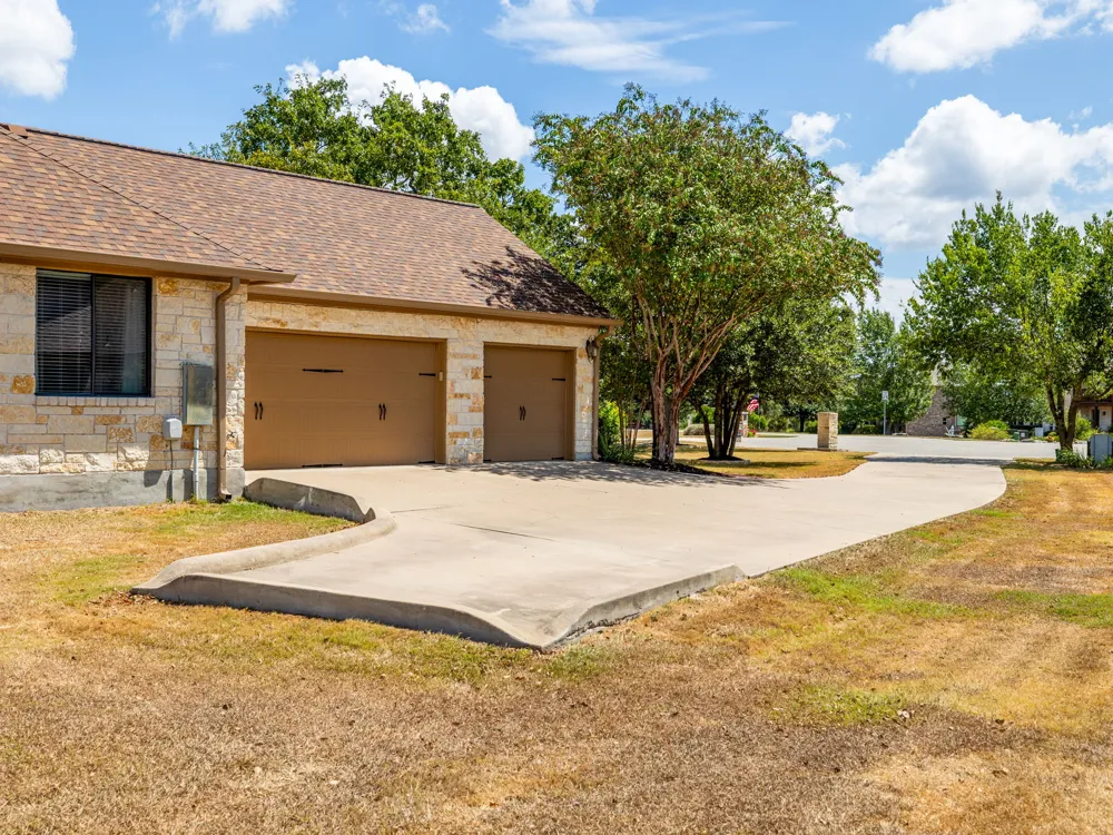 547 Shelf Rock Road Driftwood, TX 78619