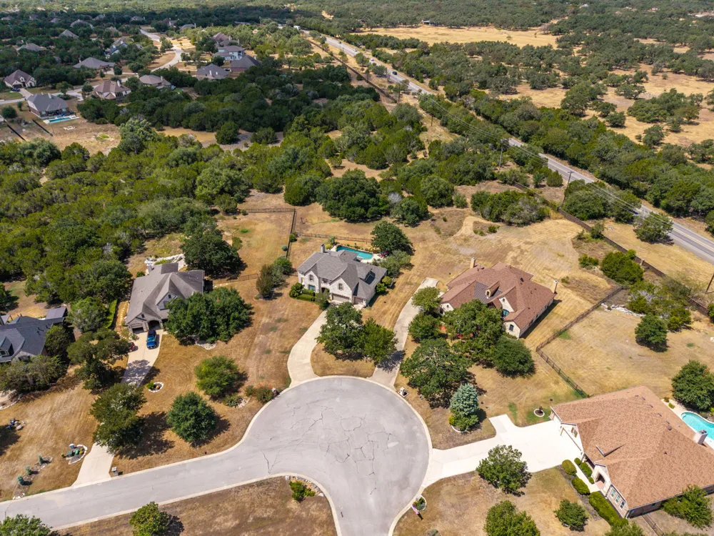 547 Shelf Rock Road Driftwood, TX 78619