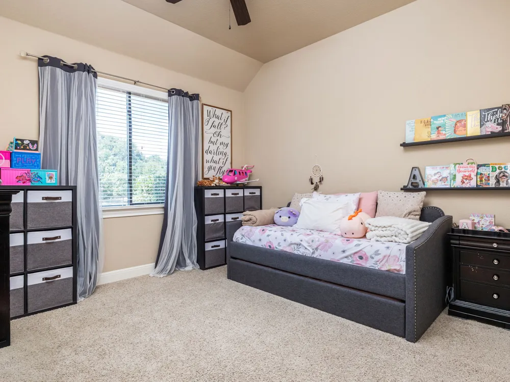 547 Shelf Rock Road Driftwood, TX 78619