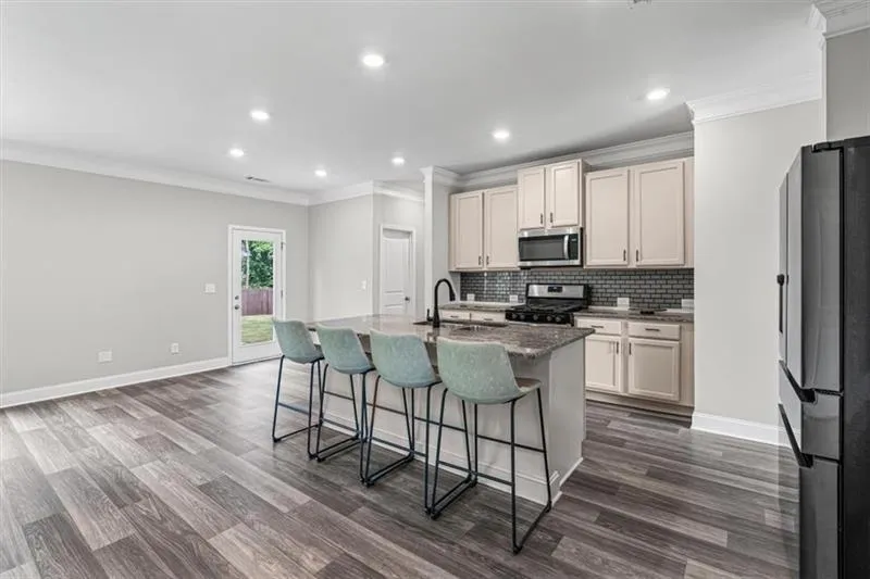 6830 Lancaster Crossing Flowery Branch, GA 30542
