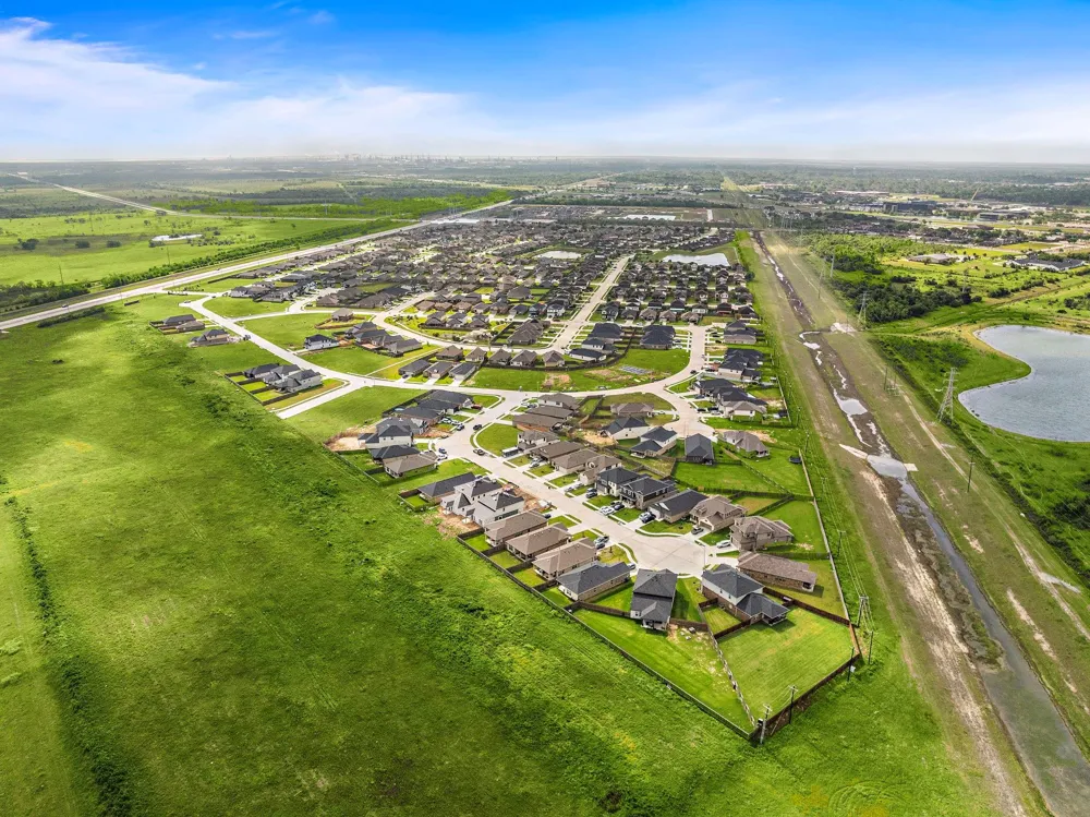 8207 Coral Drive Texas City, TX 77591