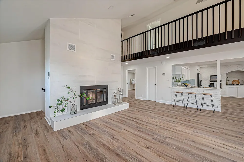 976 Bonita Street Bayou Vista, TX 77563