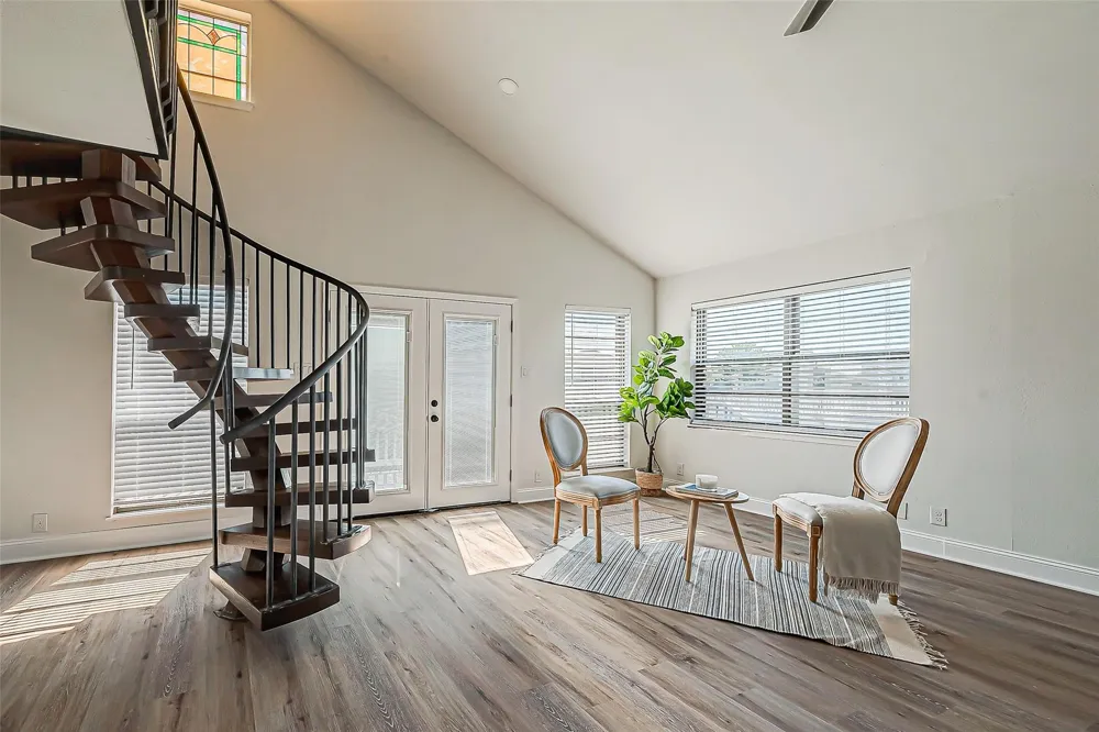 976 Bonita Street Bayou Vista, TX 77563
