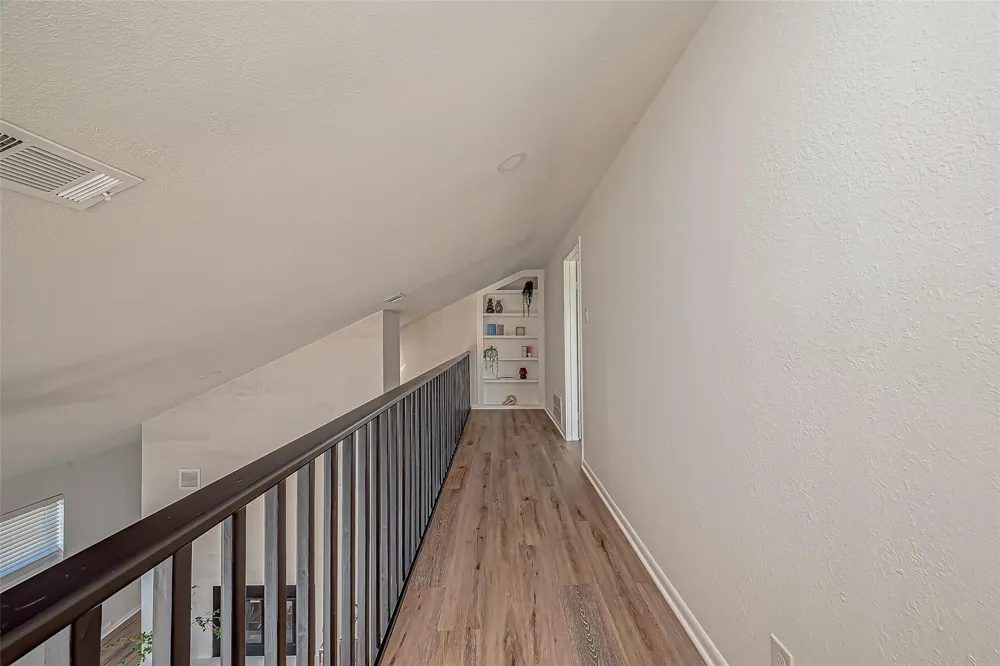 976 Bonita Street Bayou Vista, TX 77563