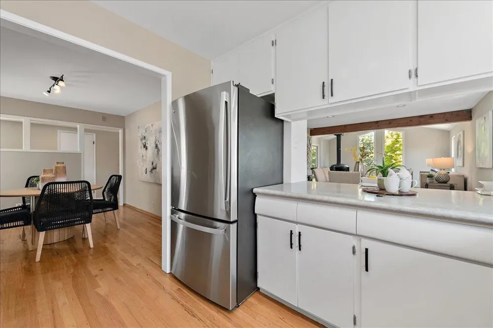 21629 Terrace Drive Cupertino, CA 95014