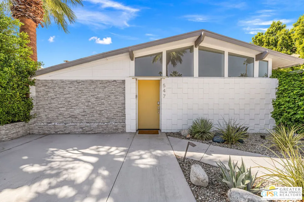 547 Sunrise Way Palm Springs, CA 92262