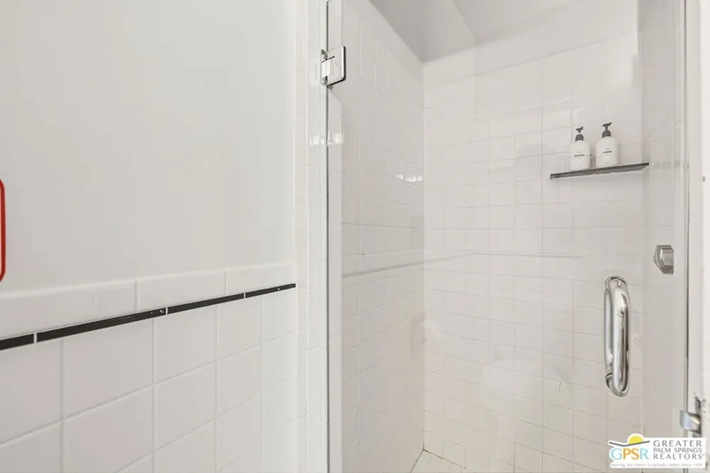 547 Sunrise Way Palm Springs, CA 92262