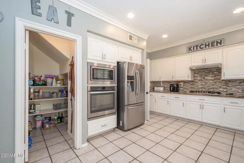 1014 Borden Avenue Simi Valley, CA 93065