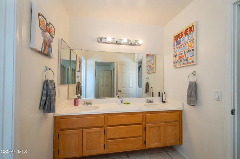 1014 Borden Avenue Simi Valley, CA 93065