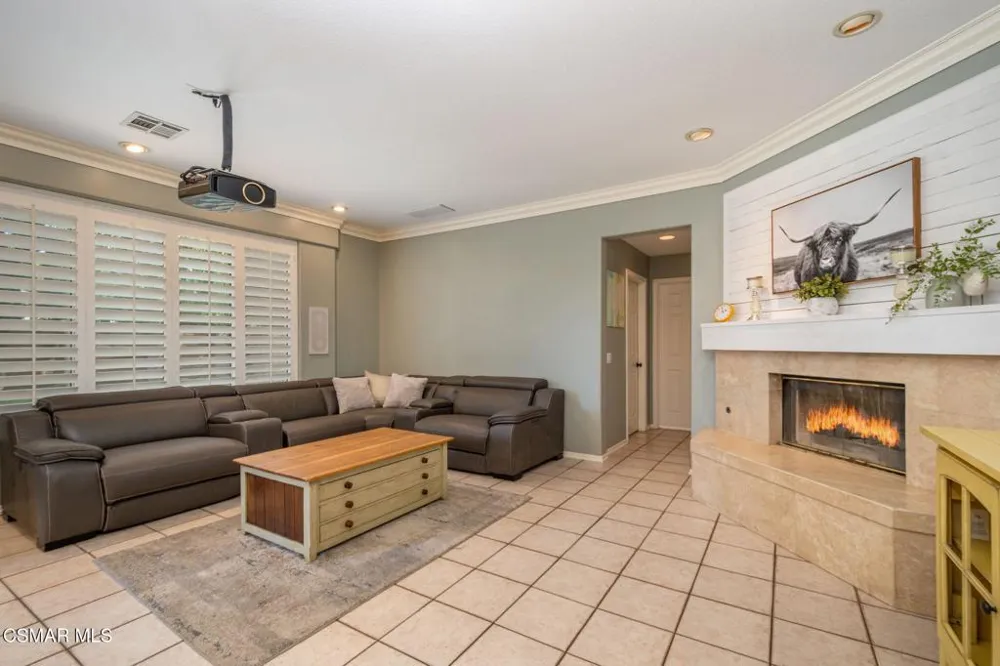 1014 Borden Avenue Simi Valley, CA 93065