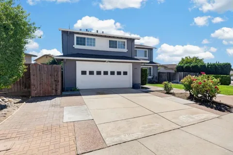 4048 Victoria Park Drive