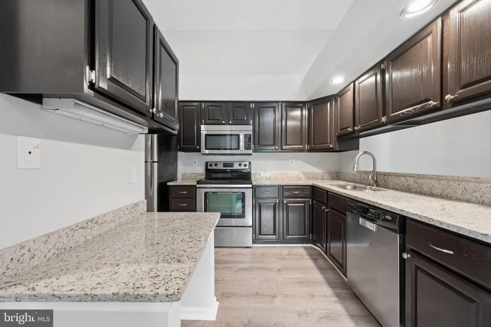 12209 EAGLES NEST COURT #L Germantown, MD 20874