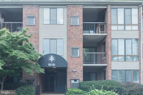 18110 CHALET DRIVE #12-204